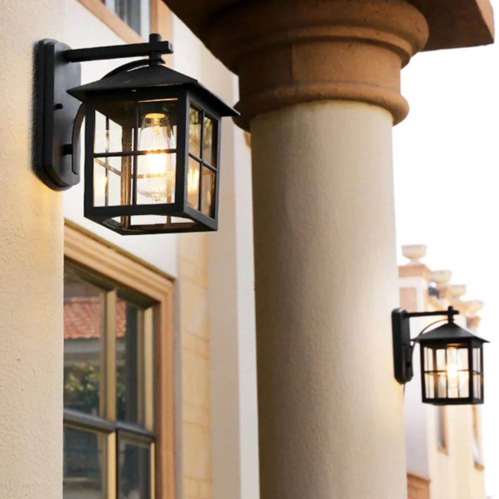 Vintage E27 Lantern Sconce for Outdoor Wall Lighting