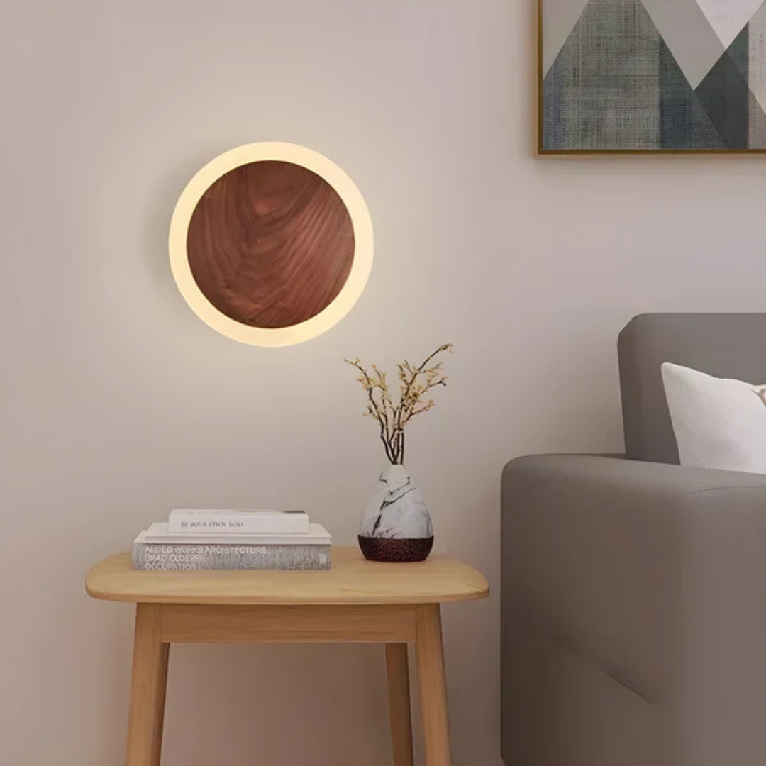 Wooden LED Wall Light – Elegant Minimalist Scandinavian Design