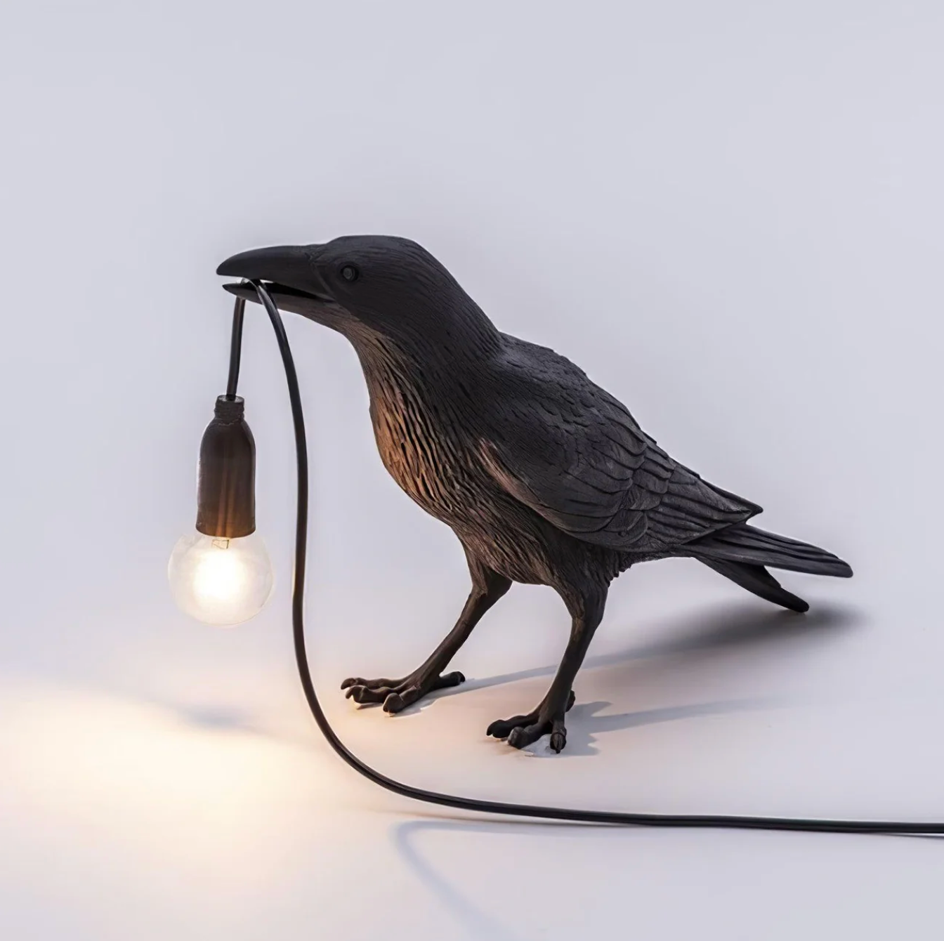 Modern Desk Lamp with Bird Design – Decorative Raven Light