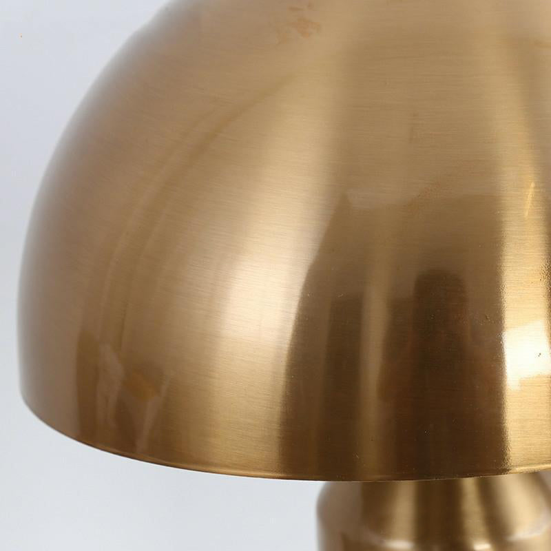Contemporary Geometric Metal Lamp for Stylish Spaces