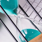 TimelessFocus 60-Minute Hourglass - Elegant Sand Timer for Enhanced Productivity