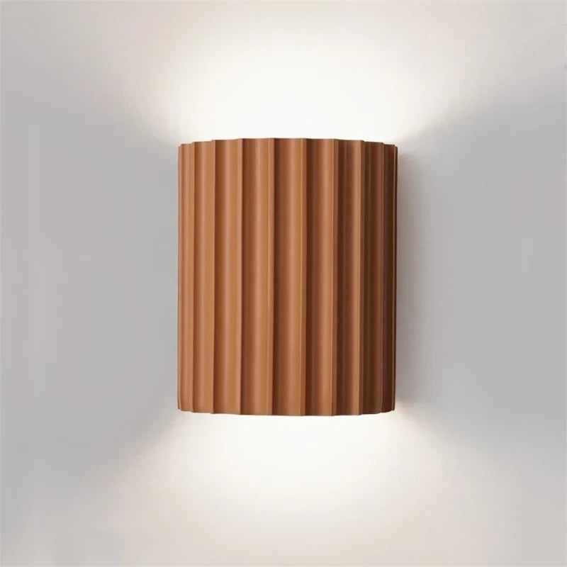 Contemporary Resin Wall Light – Elegant Indoor Lamp