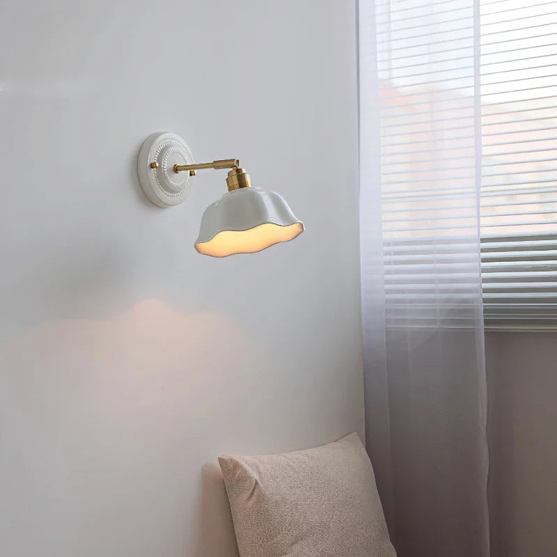 Vintage-Style Ceramic Wall Light – Elegant Nordic Design for Contemporary Spaces