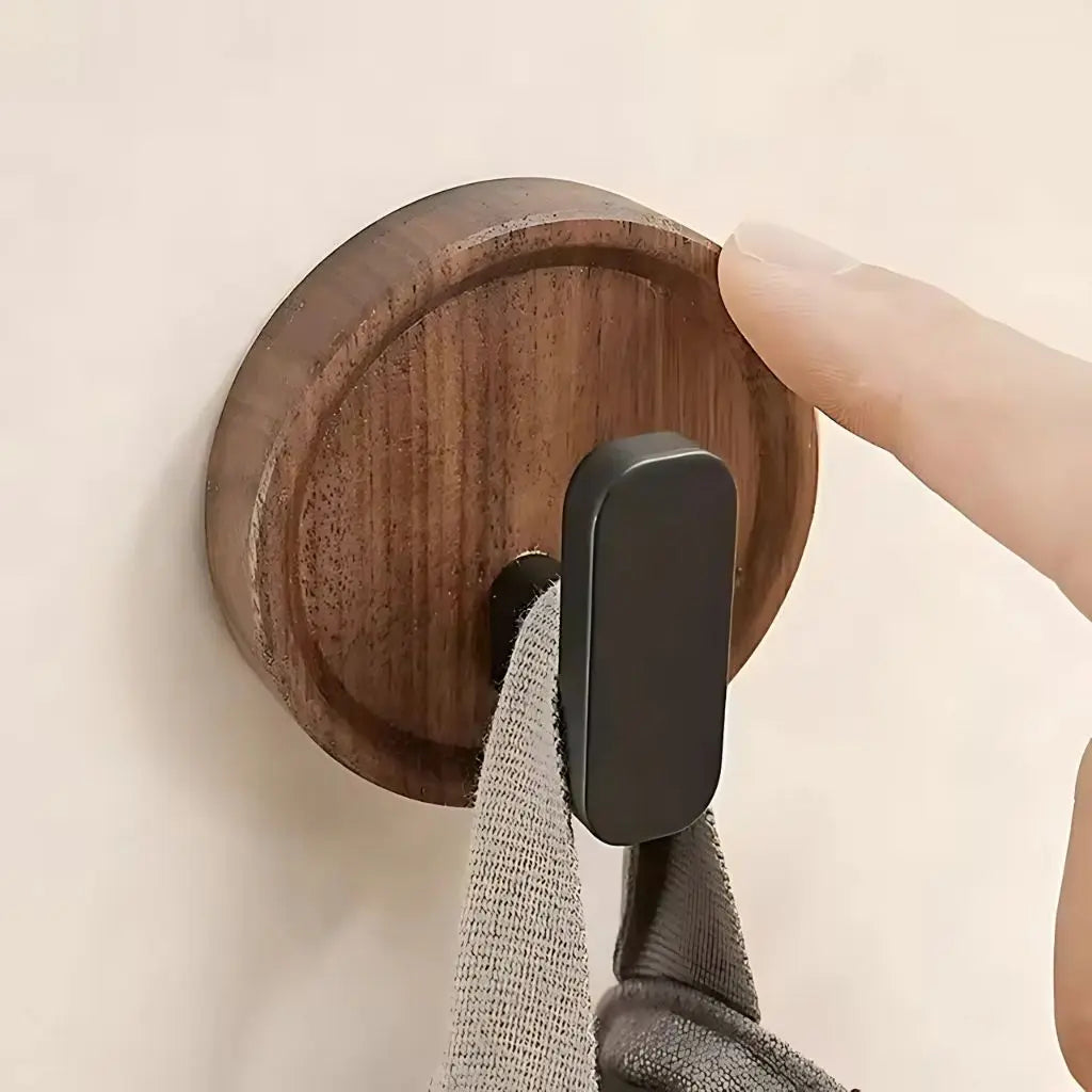 Elegant Wall-Mounted Wooden Hooks for Modern Spaces