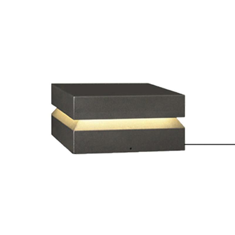 Weather-Resistant Outdoor Solar Lights for Landscape Illumination