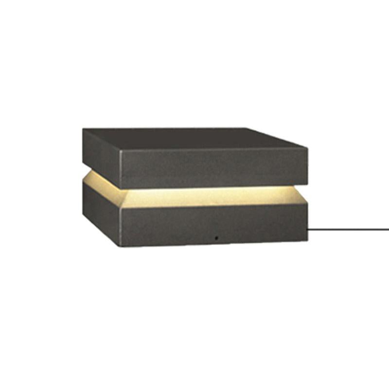 Weather-Resistant Outdoor Solar Lights for Landscape Illumination