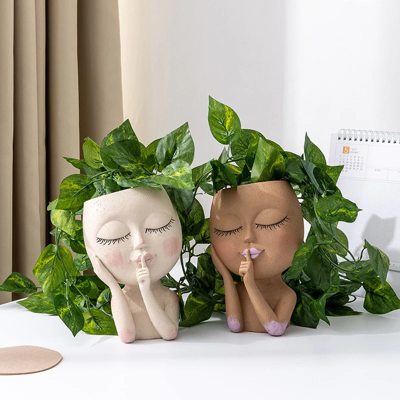 Charming Nature Planters for Your Indoor Oasis