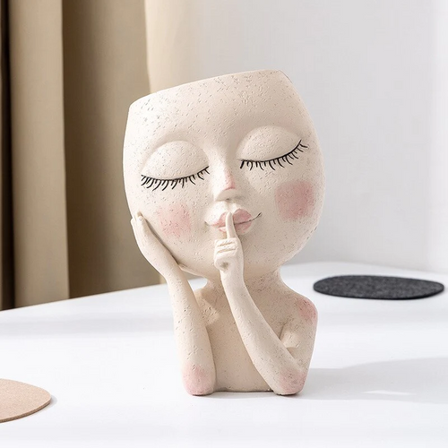 Charming Nature Planters for Your Indoor Oasis