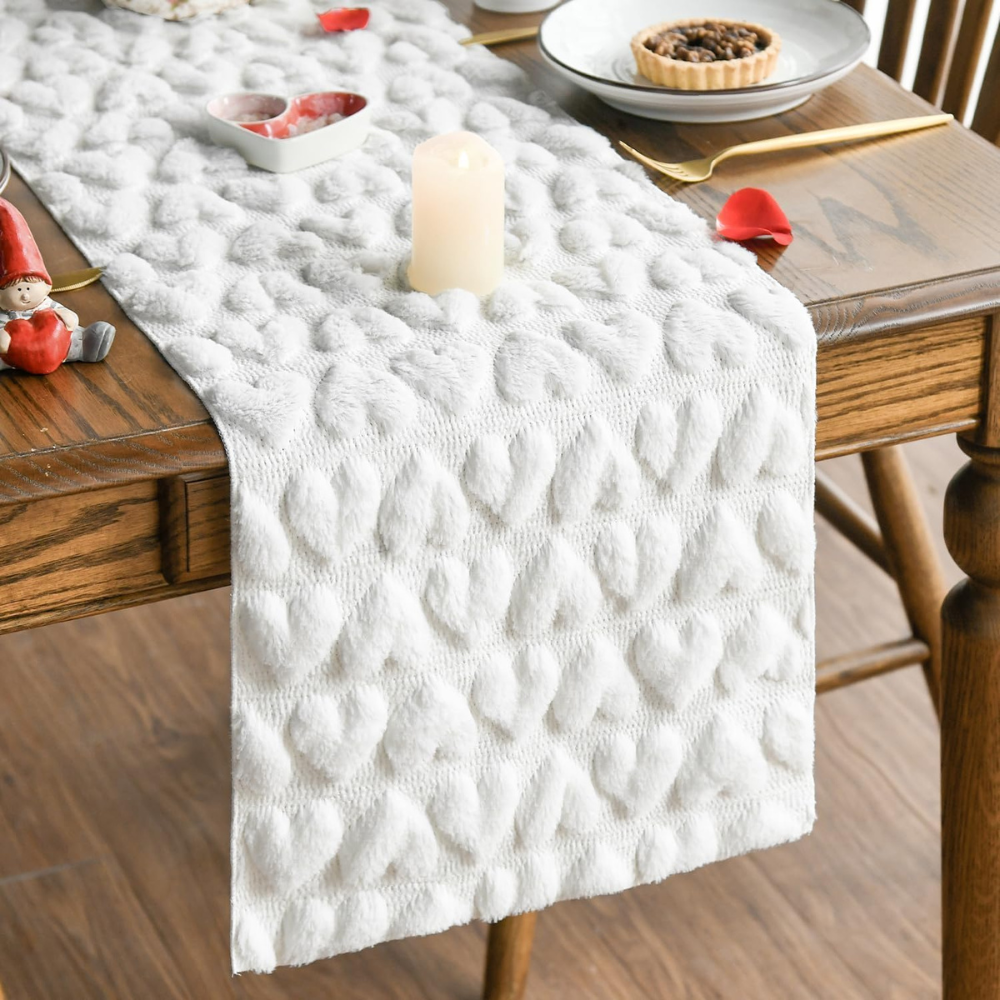 Contemporary Table Runner for Dining Table Decoration at Home