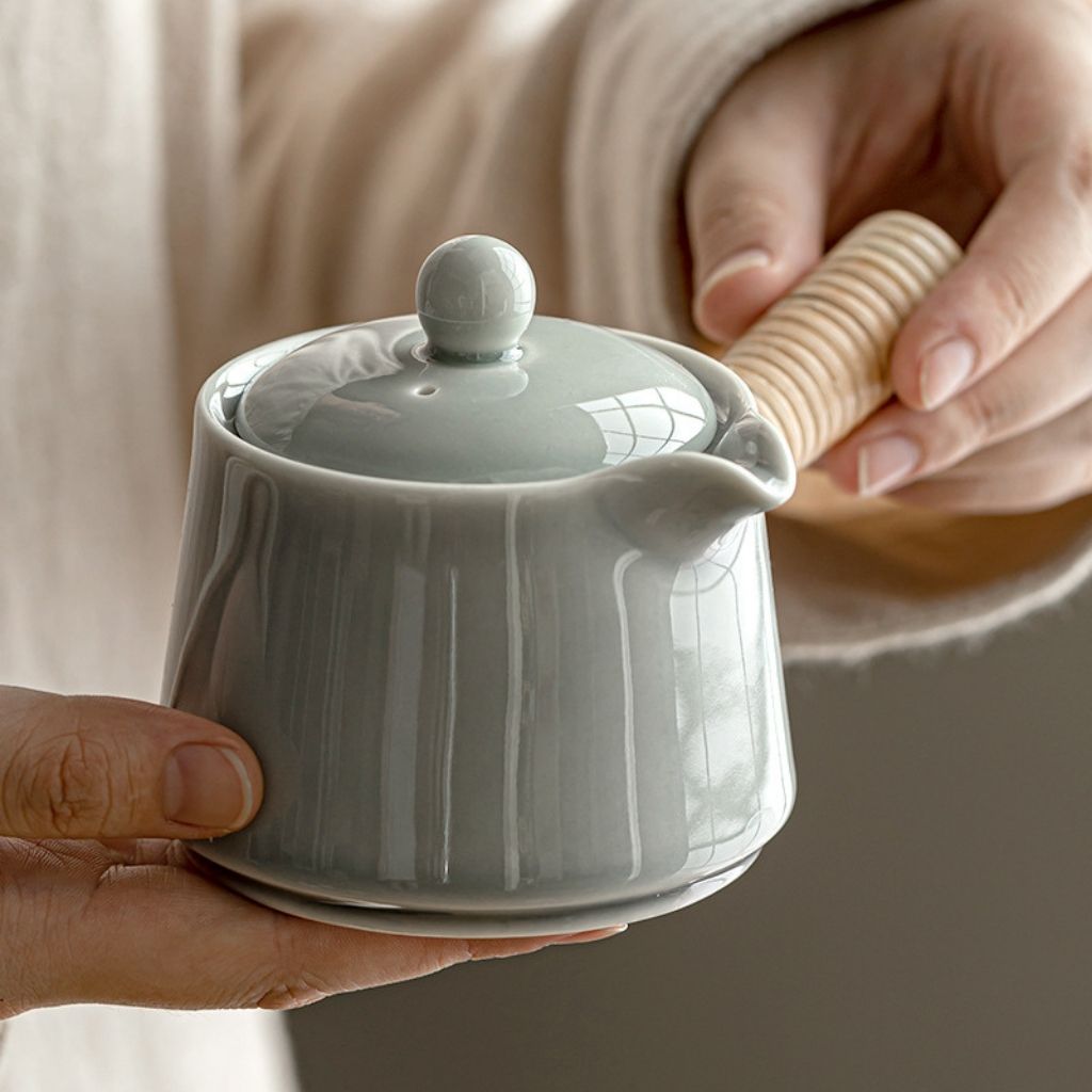 Serenity Glazed Ceramic Teapot for Personal Brewing