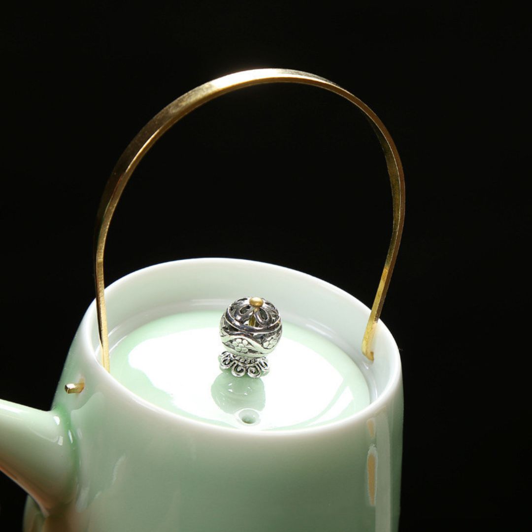 Elegant Green Glazed Tea Pot for Serene Moments