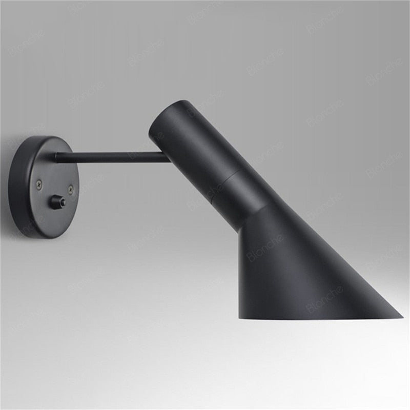 Sleek Aluminium Wall Light Fixture