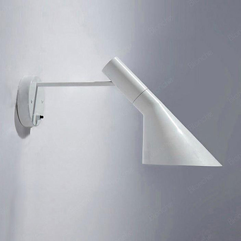 Sleek Aluminium Wall Light Fixture