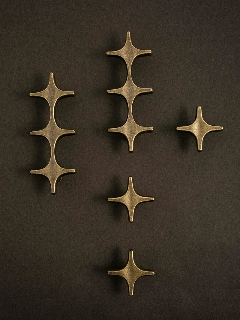 Elegant Vintage Brass Cabinet Pulls for Timeless Style
