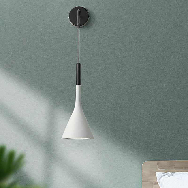 Elegant Adjustable Pendant Light for Modern Spaces