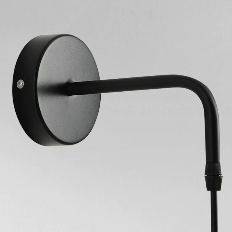 Elegant Adjustable Pendant Light for Modern Spaces
