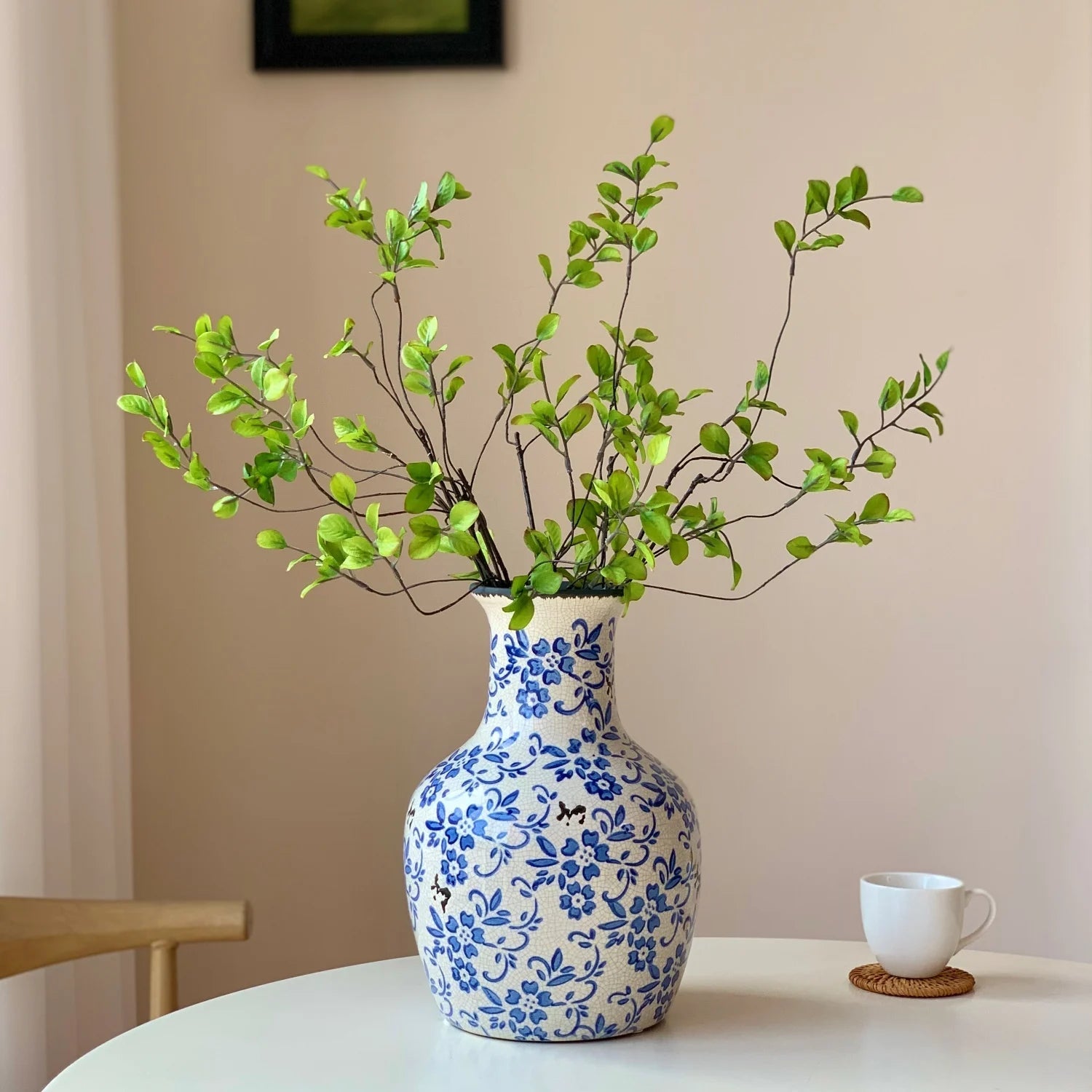 Elegant Ceramic Floral Display Vase
