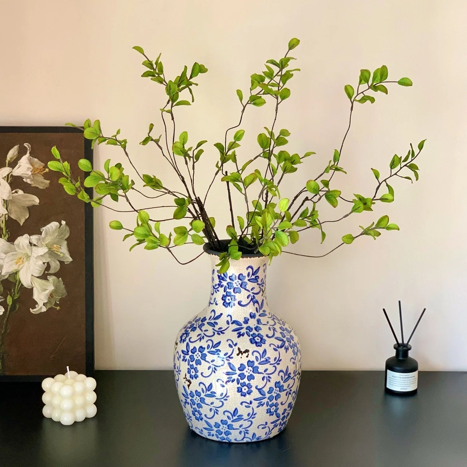 Elegant Ceramic Floral Display Vase
