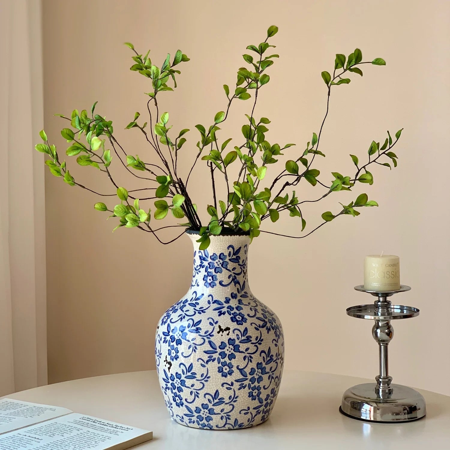 Elegant Ceramic Floral Display Vase