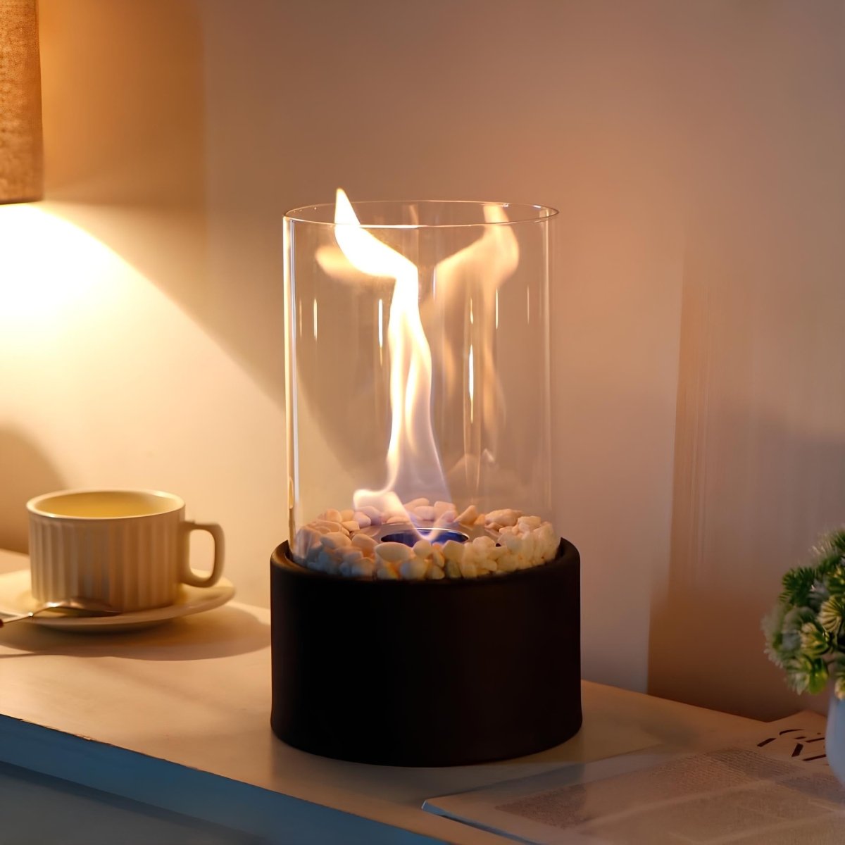 Elegant Illuminator Oil Lamp with Glass Design