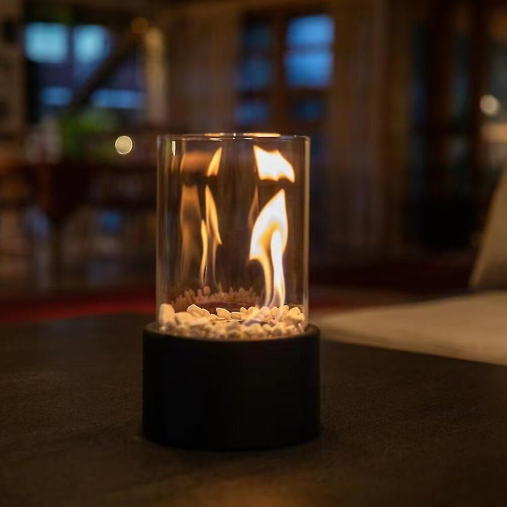 Elegant Illuminator Oil Lamp with Glass Design