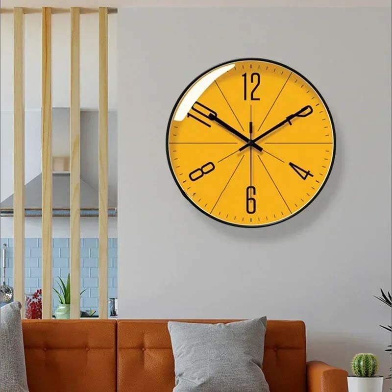 Chic Contemporary Wall Timepiece for Any Space