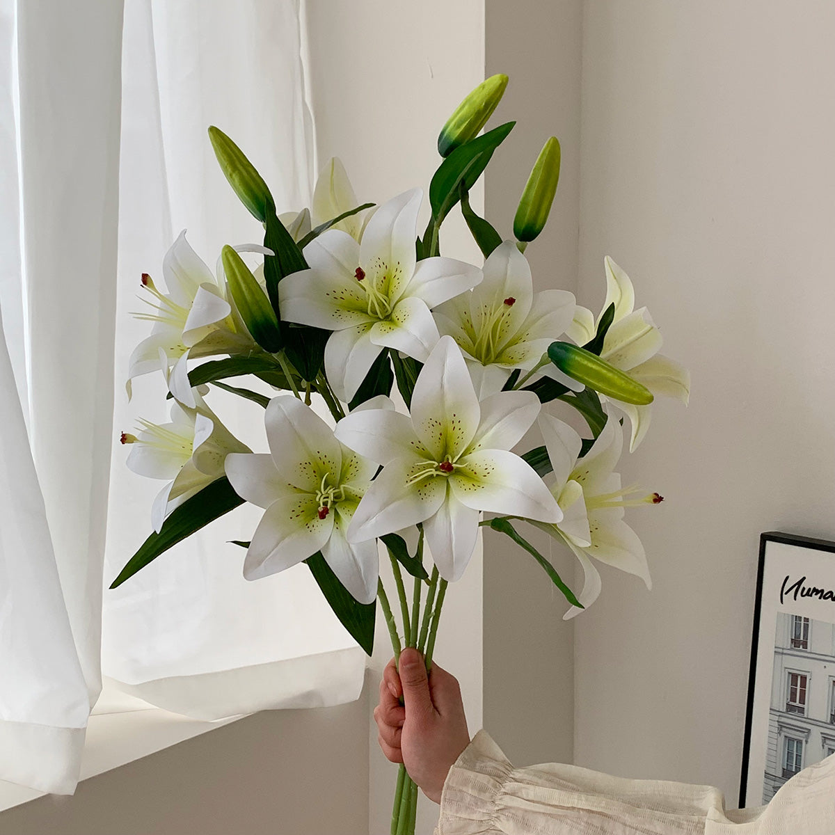 Elegant Silk Lily Stem for Timeless Décor