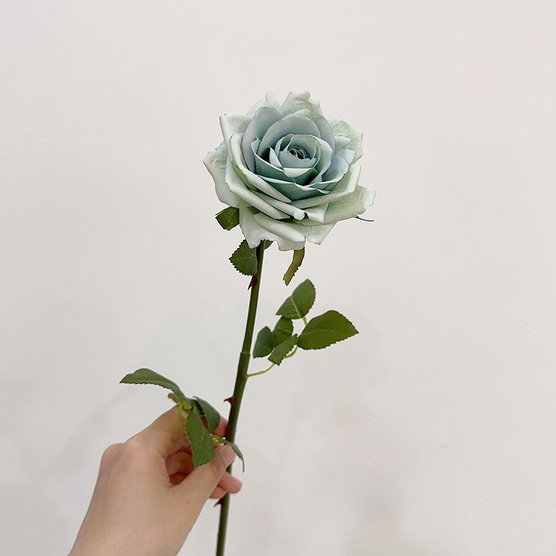 Elegant Vintage Silk Bloom for Timeless Decor