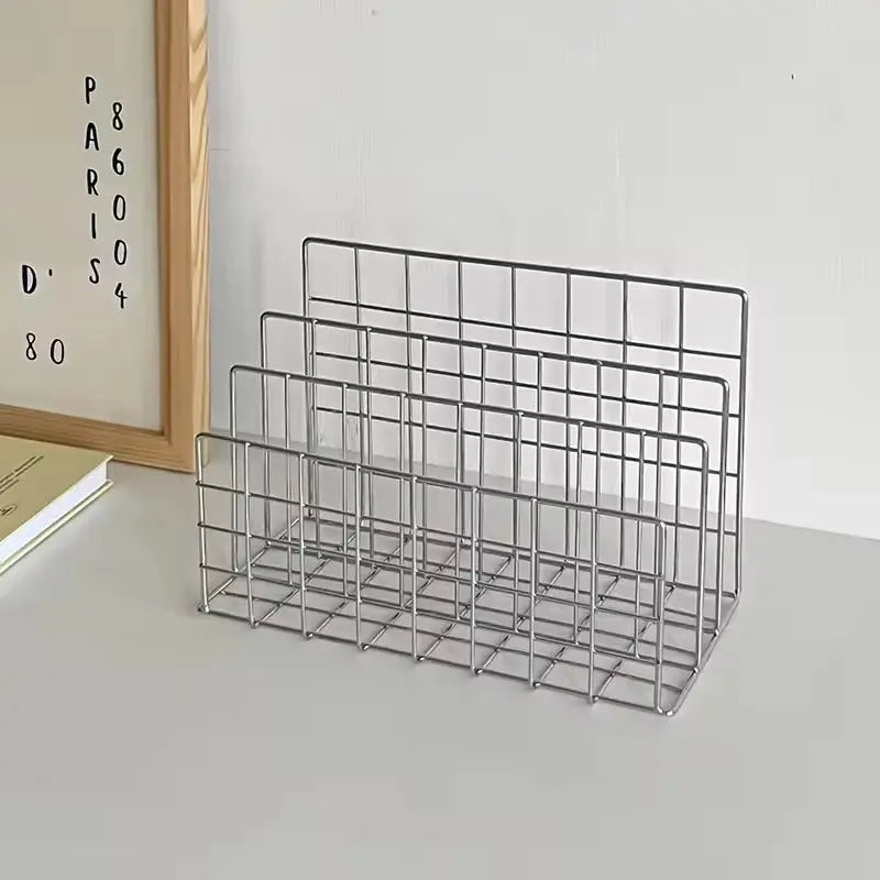 Modern Multi-Tiered Display Grid for Efficient Storage