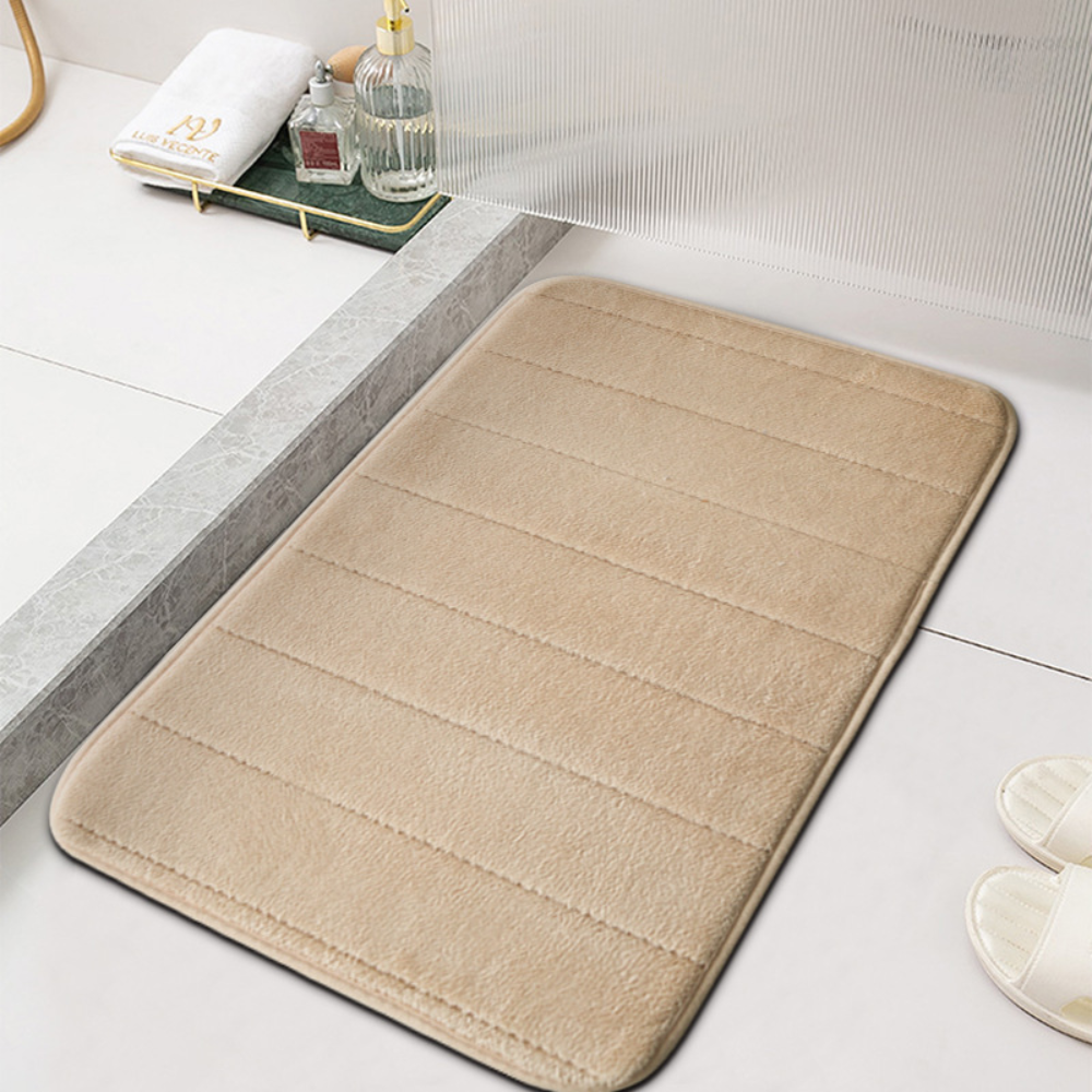 Absorbent Bath Mat with Fast-Drying and Non-Slip Features