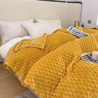 Cozy Plush Throw Blanket in Soft Checkered Velvet for Sofa and Bed
