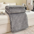 Cozy Plush Throw Blanket in Soft Checkered Velvet for Sofa and Bed