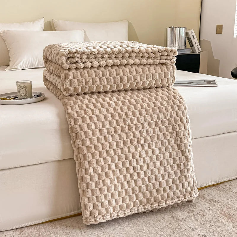 Cozy Plush Throw Blanket in Soft Checkered Velvet for Sofa and Bed