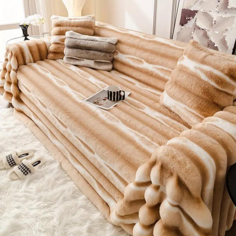 Stylish Microfiber Slipcover for Sofa - Plush Protection