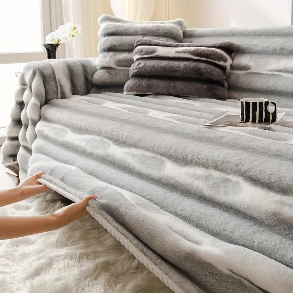 Stylish Microfiber Slipcover for Sofa - Plush Protection
