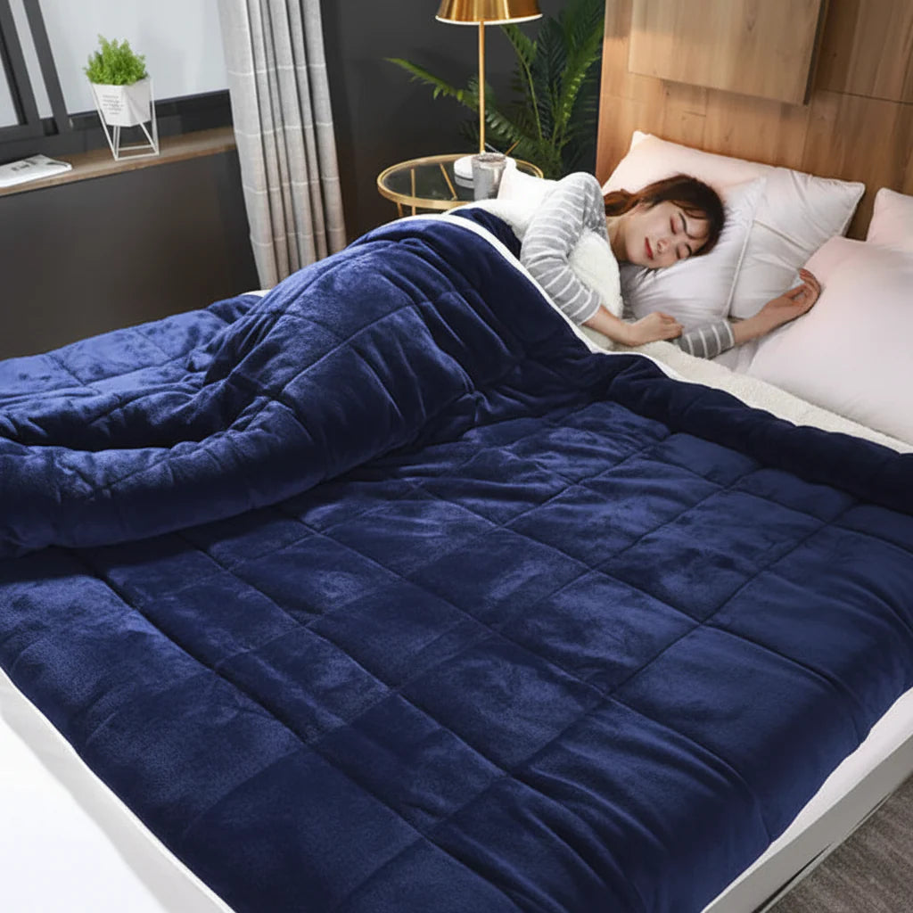 Cozy Flannel Throw Blanket for Winter – Sofa and Bed Cover