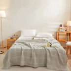 Plaid Fleece Blanket – Soft, Allergy-Friendly, Cozy for Year-Round Use