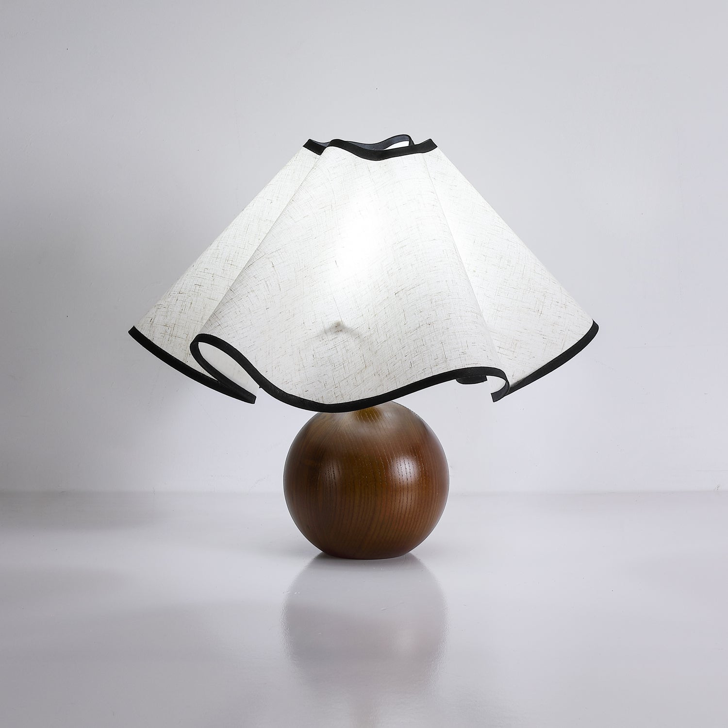 Stylish Table Lamp with Wave Shade Design