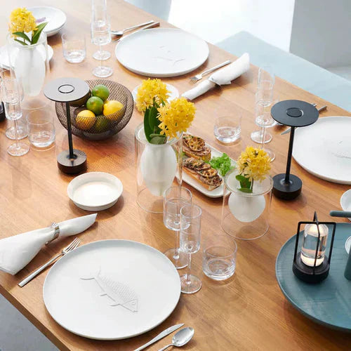 Round Metal Shade Wireless Lamp for Table Use