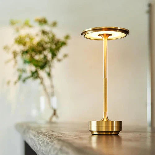 Round Metal Shade Wireless Lamp for Table Use
