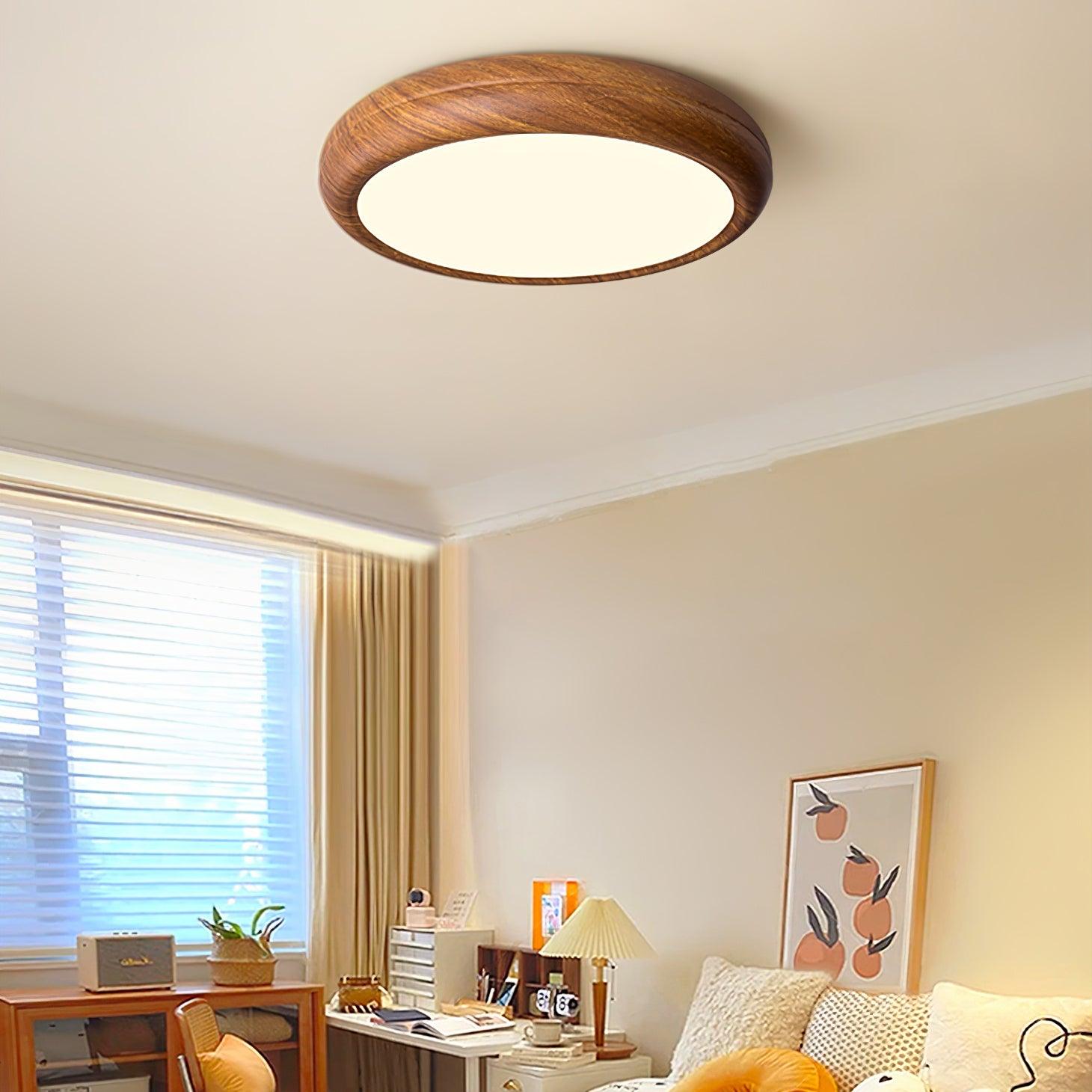 Round Ceiling Light with Woodgrain Finish – Flush Mount Design