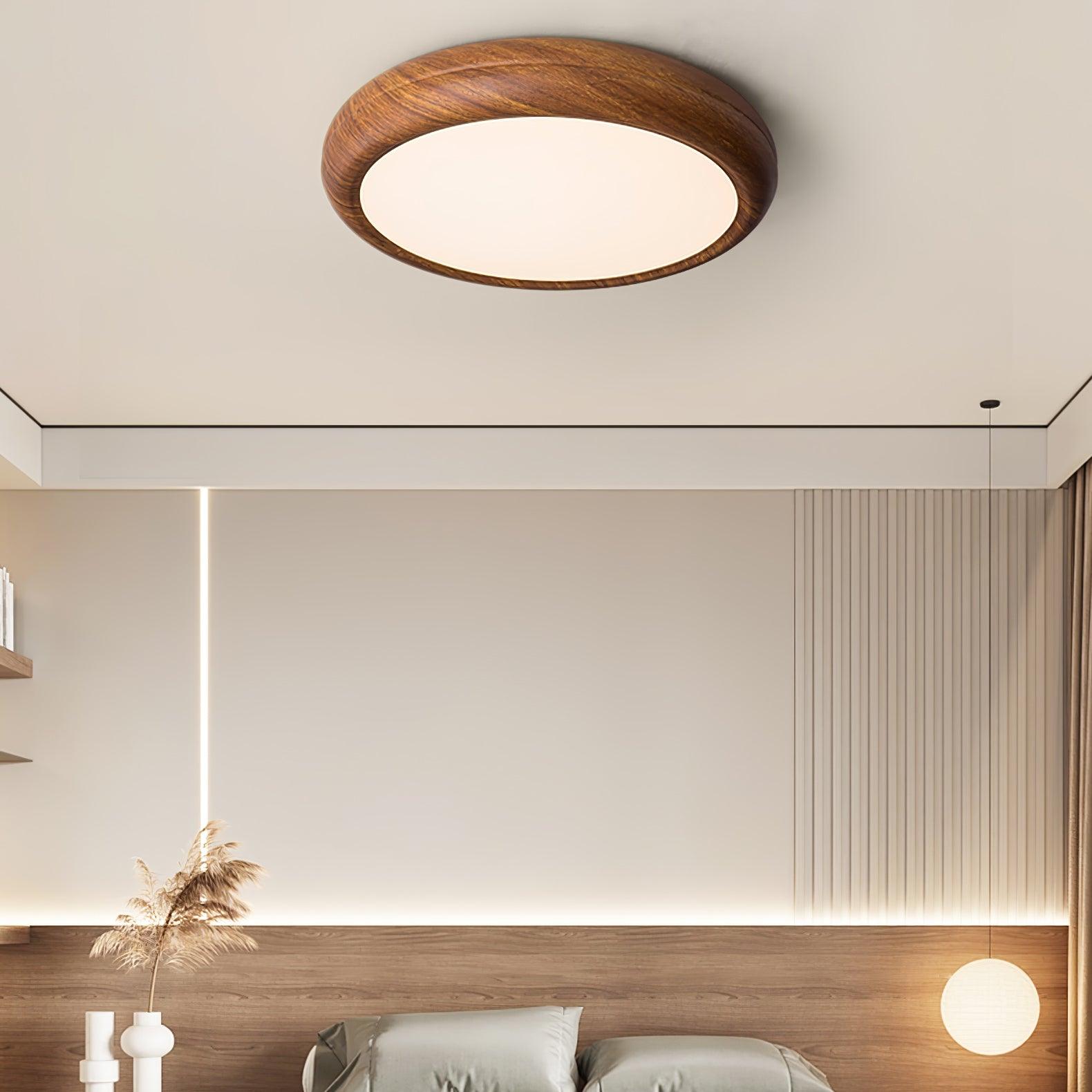 Round Ceiling Light with Woodgrain Finish – Flush Mount Design
