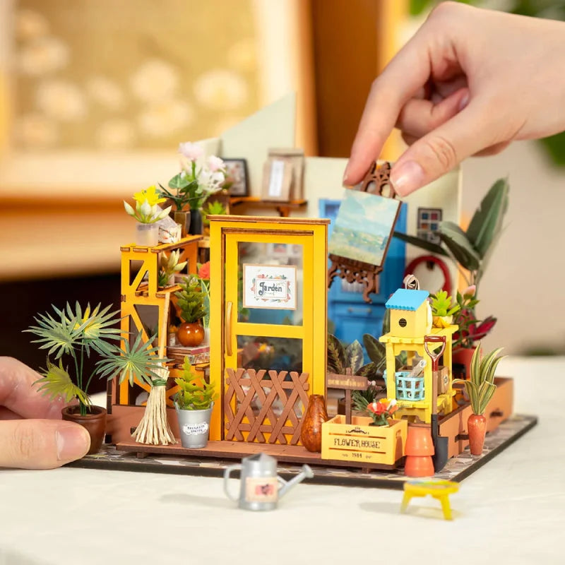 Miniature Garden Shed Kit Eco Plywood Working Lamp
