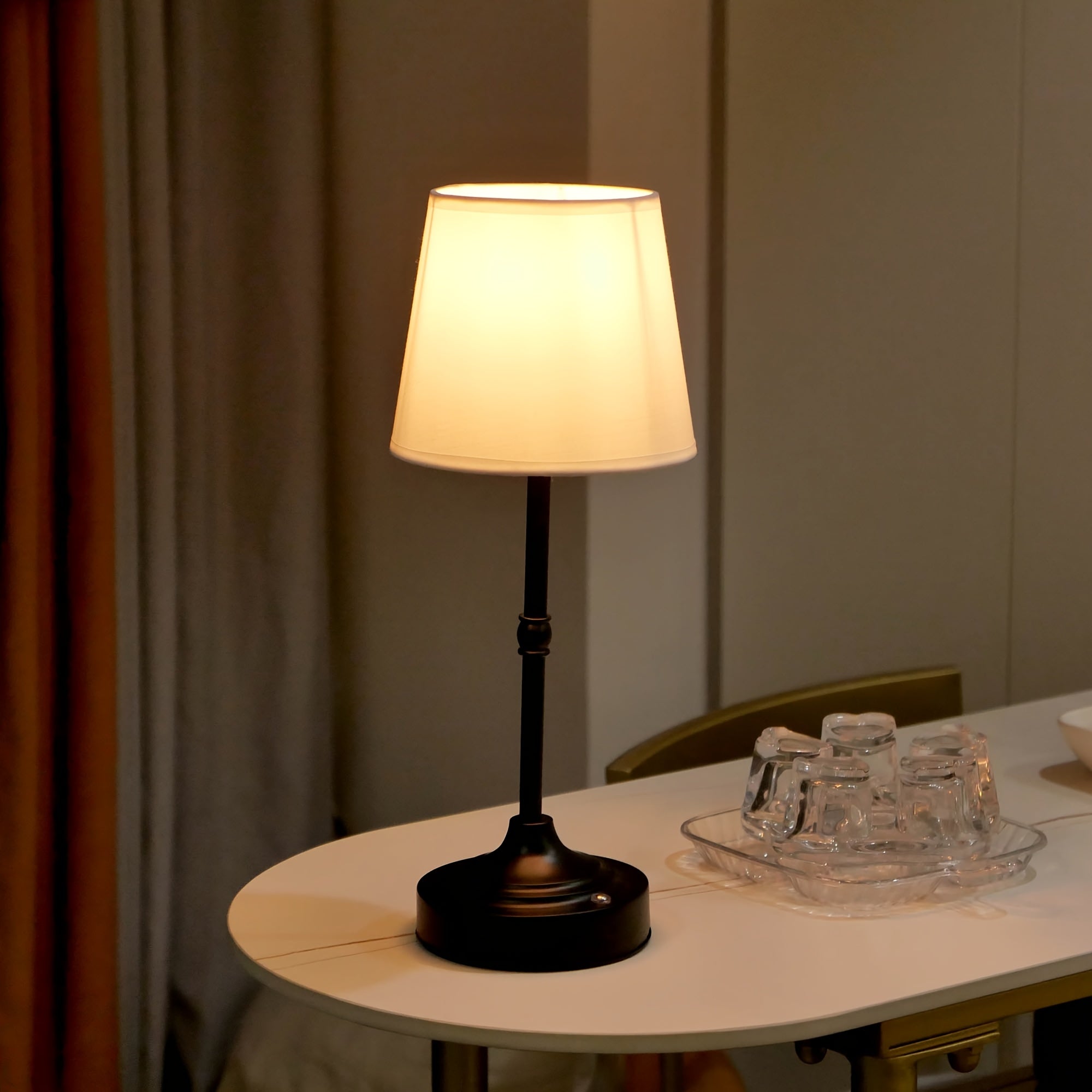 USB Rechargeable Table Lamp with Dimmable Function – Cordless Design