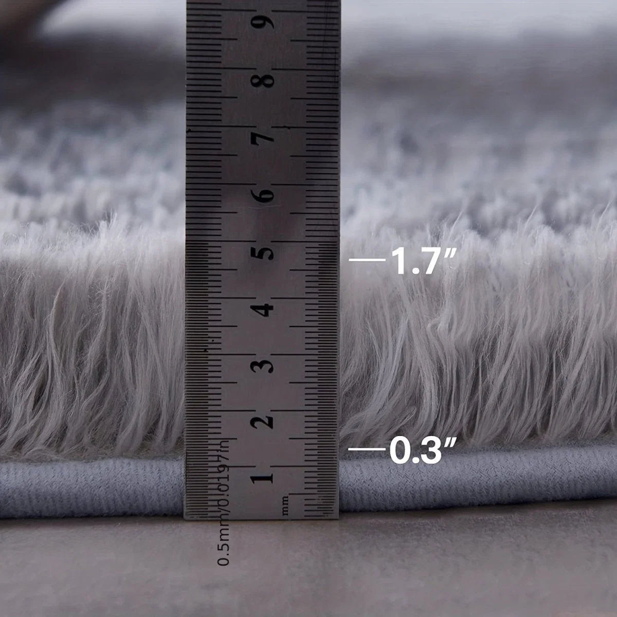 Round Fluffy Rug Ultra-Soft Polyester Non-Slip & Machine Washable