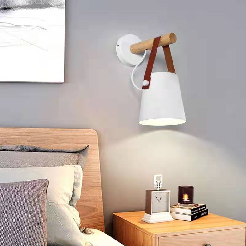 Cozy Timber Wall Light – Embrace Soft Illumination