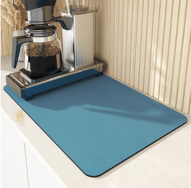 Quick-Dry Kitchen Mat – Absorbent and Space-Saving Design