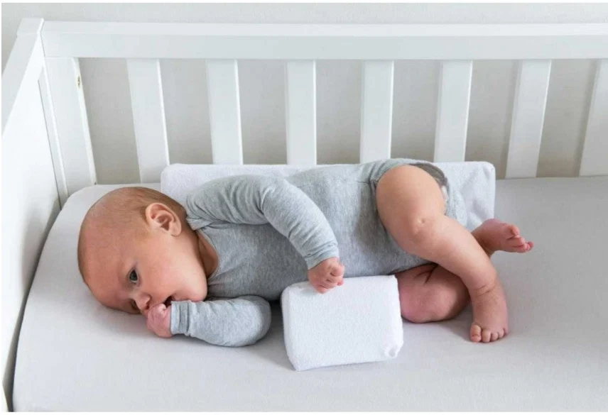 Newborn Pillow Anti-Roll Adjustable Width Memory Foam