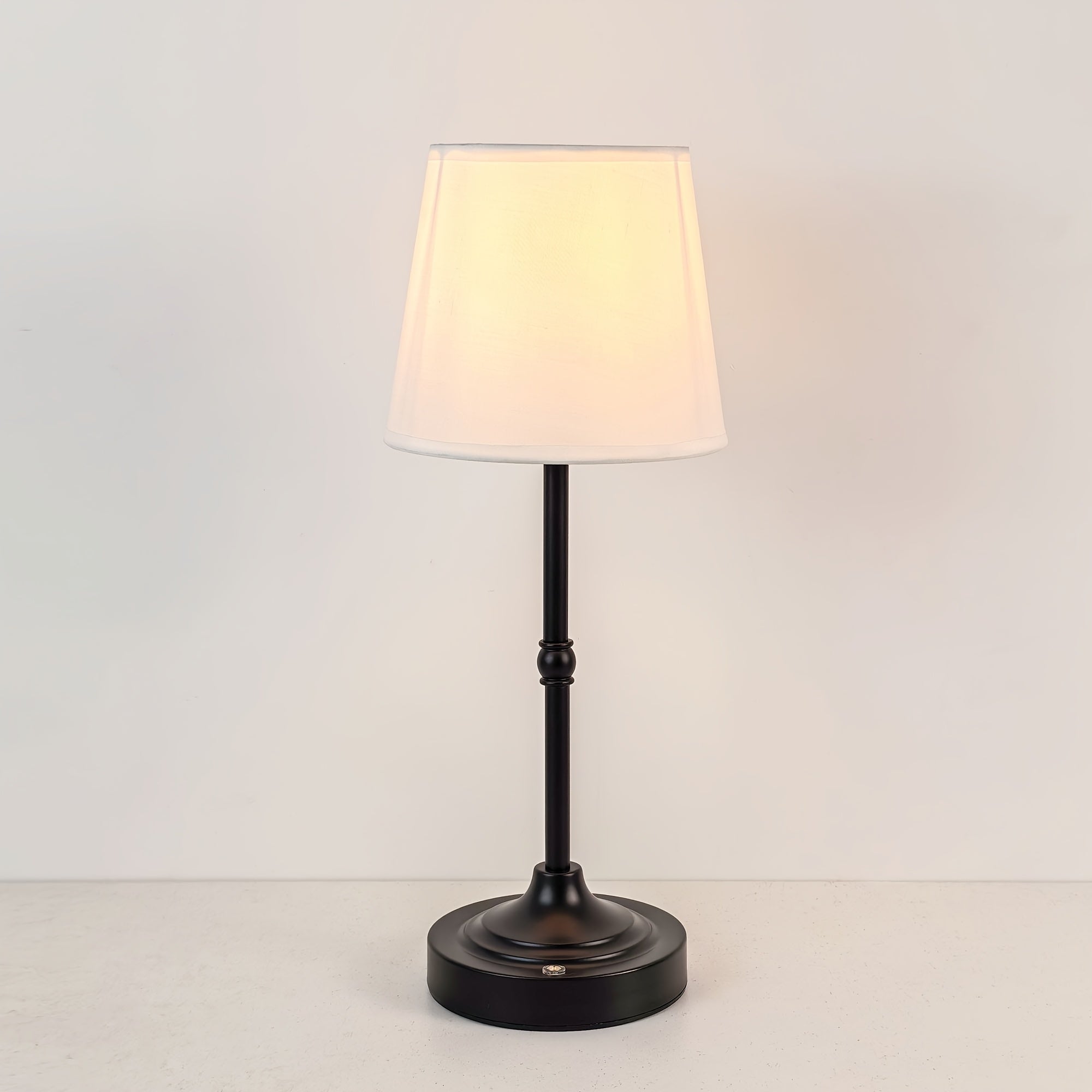 USB Rechargeable Table Lamp with Dimmable Function – Cordless Design