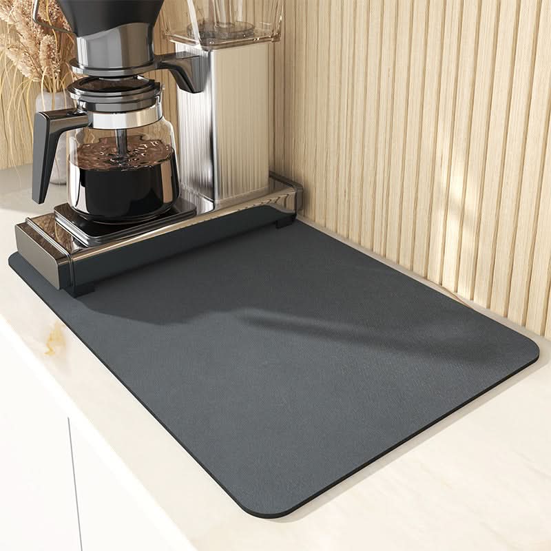 Quick-Dry Kitchen Mat – Absorbent and Space-Saving Design